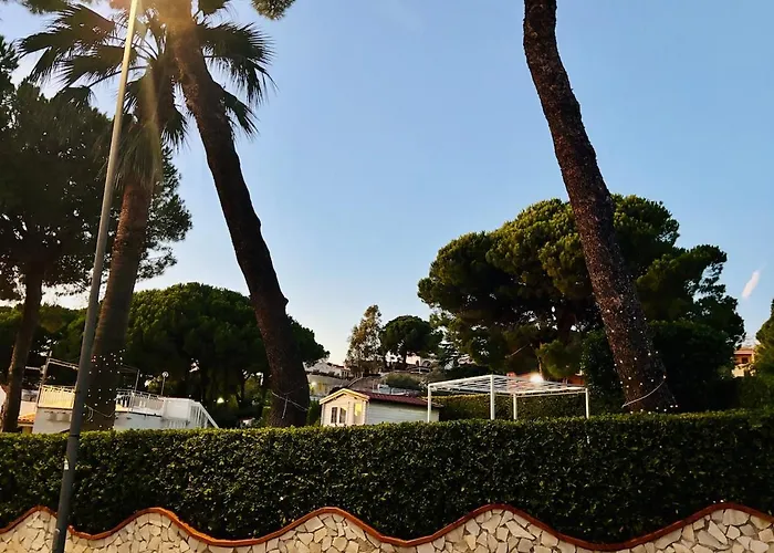 Brezza Calabra Sea View * سكاليا